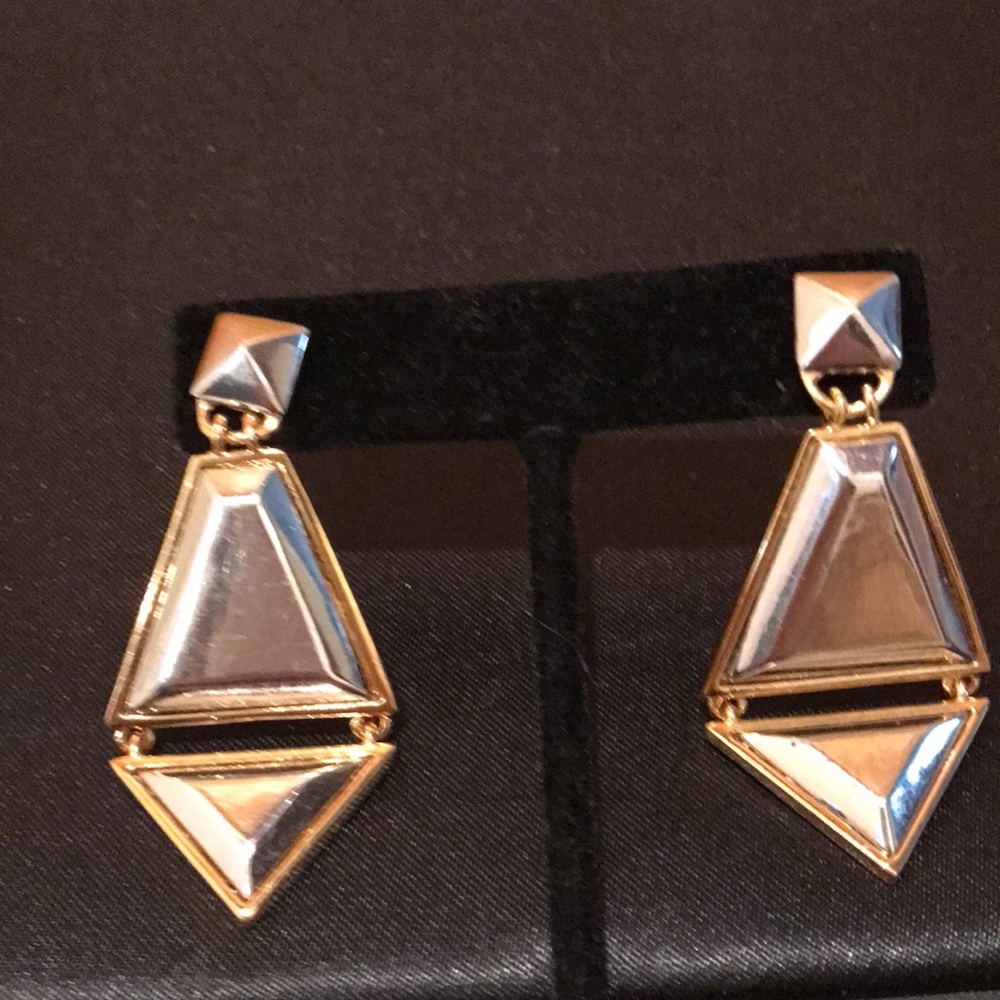 Vince Camuto Two Tone Earrings - Picture 3 of 7